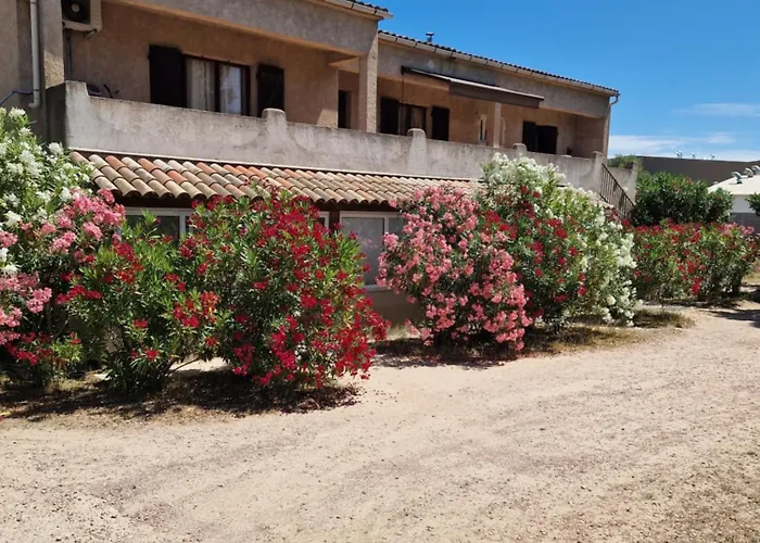 Rez De Villa Avec Jardin